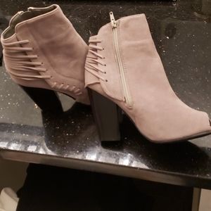 NEW--Peep-toe Bootie